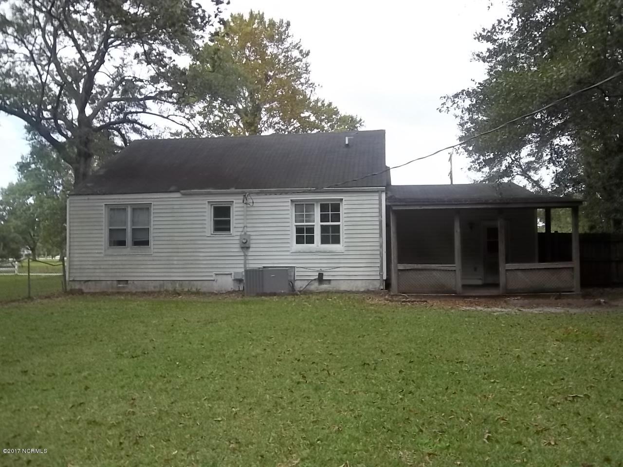 106 Wynne Road Havelock, NC 28532 - Photo 15 of 15 Back Yard