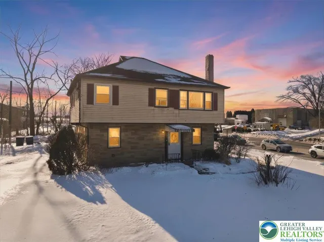 $279,900 | 326 Main Street, Stockertown, PA 18083