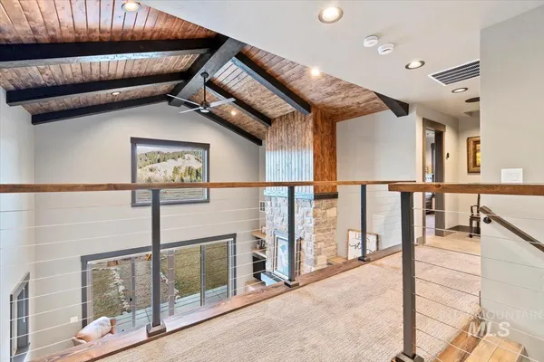 $1,048,000 | 38 Singing Spgs Way, Garden Valley, ID 83622