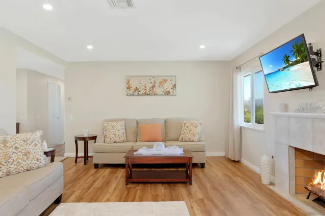 $930,000 | 16421 Ramada Drive, San Diego, CA 92128