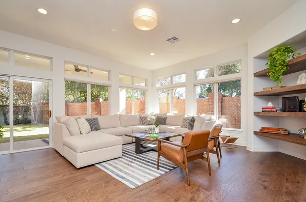 $5,450 | 2826 Tudor Manor, Houston, TX 77082