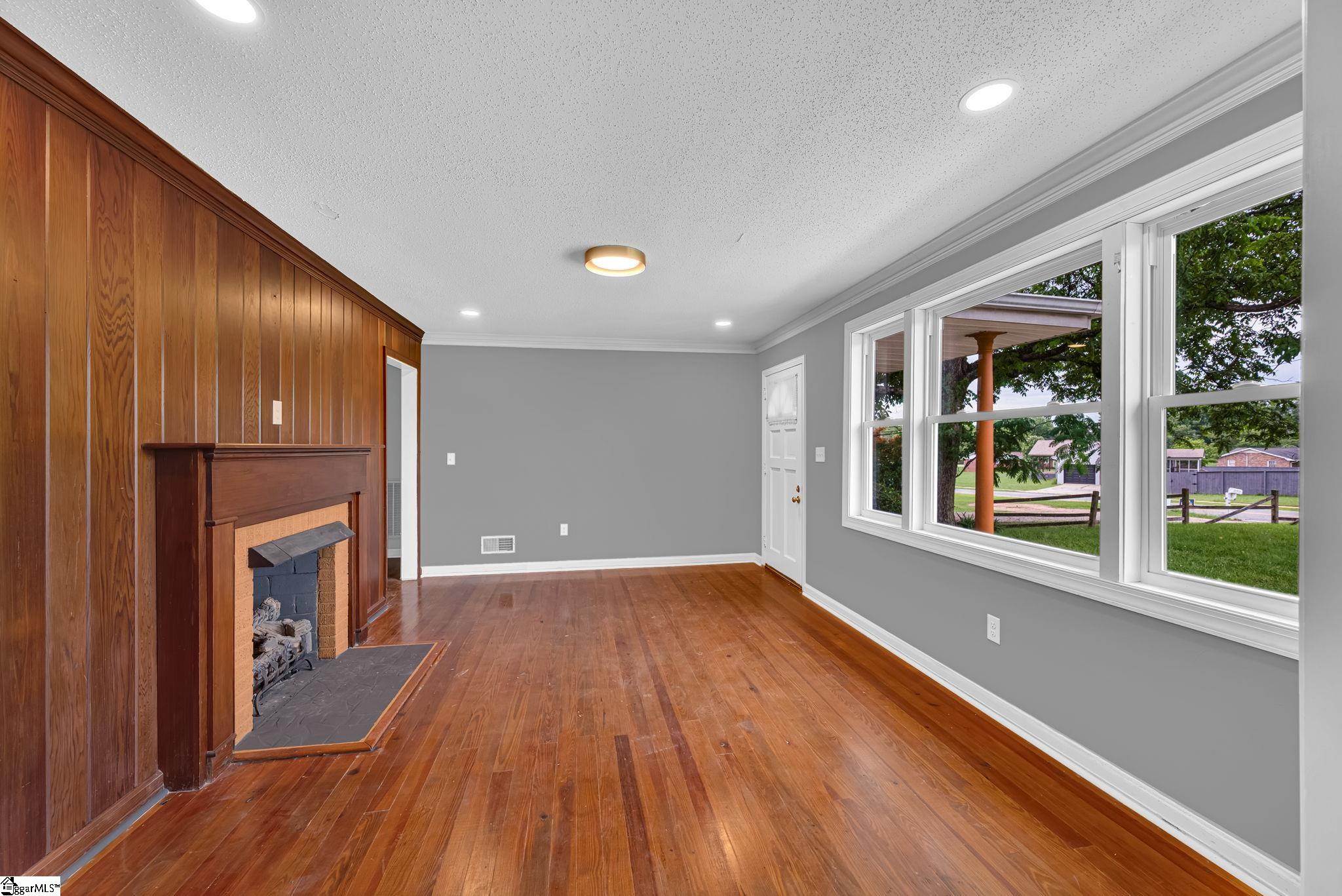 1010 Log Shoals Road Mauldin, SC 29662 - Photo 6 of 26