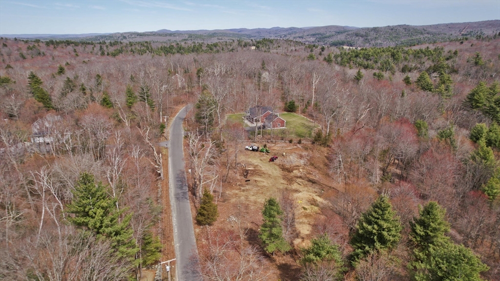 11 V Old Reed Road Monson, MA 01057 - Photo 2 of 8