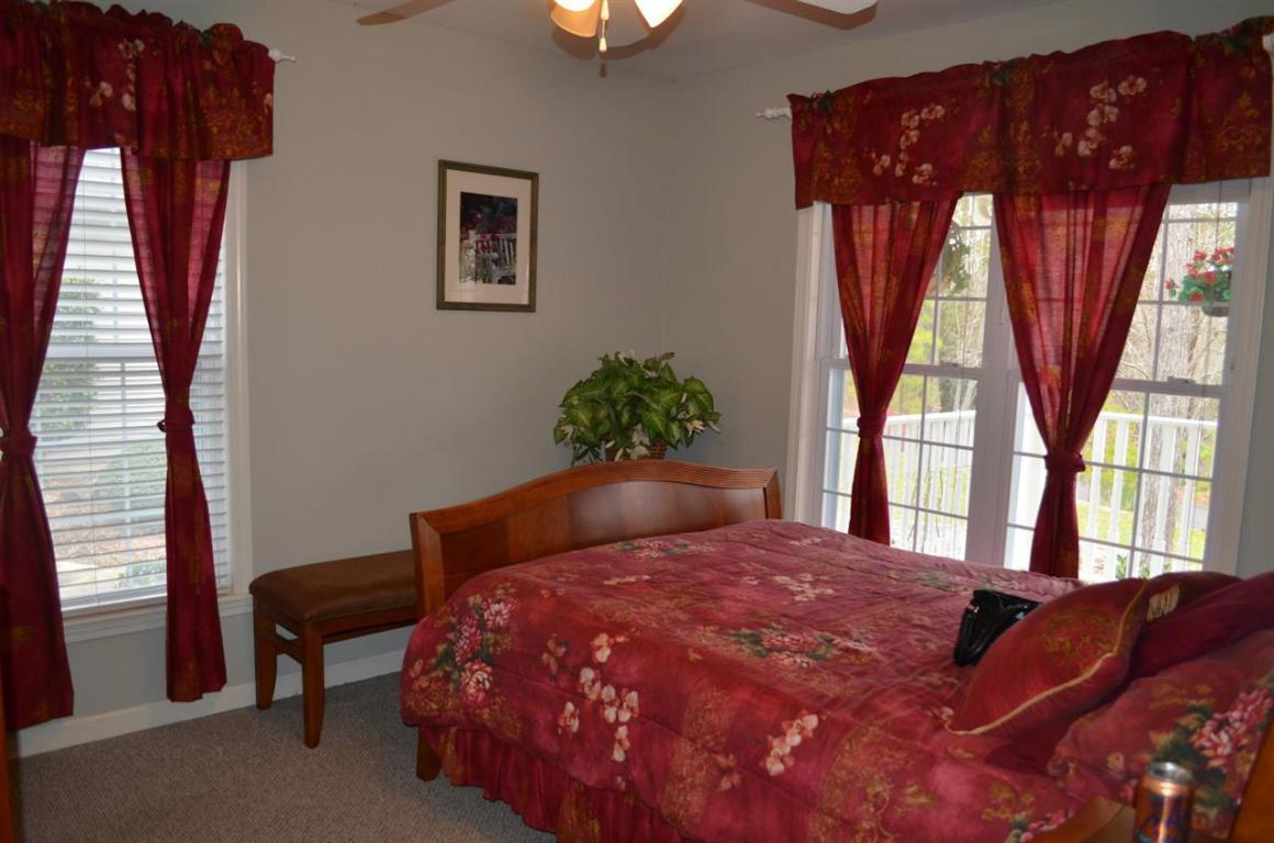 114 Hickory Ridge Road, Unit CLEMSON AREA Central, SC 29630 - Photo 11 of 36 Gallery Image 11