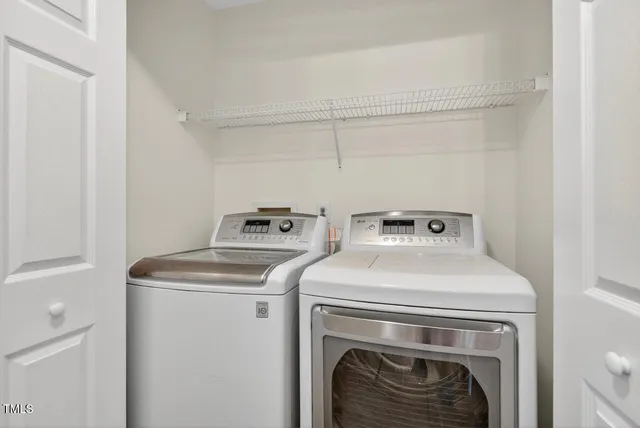 $419,500 | 8825 Kirkstall Court, Raleigh, NC 27615