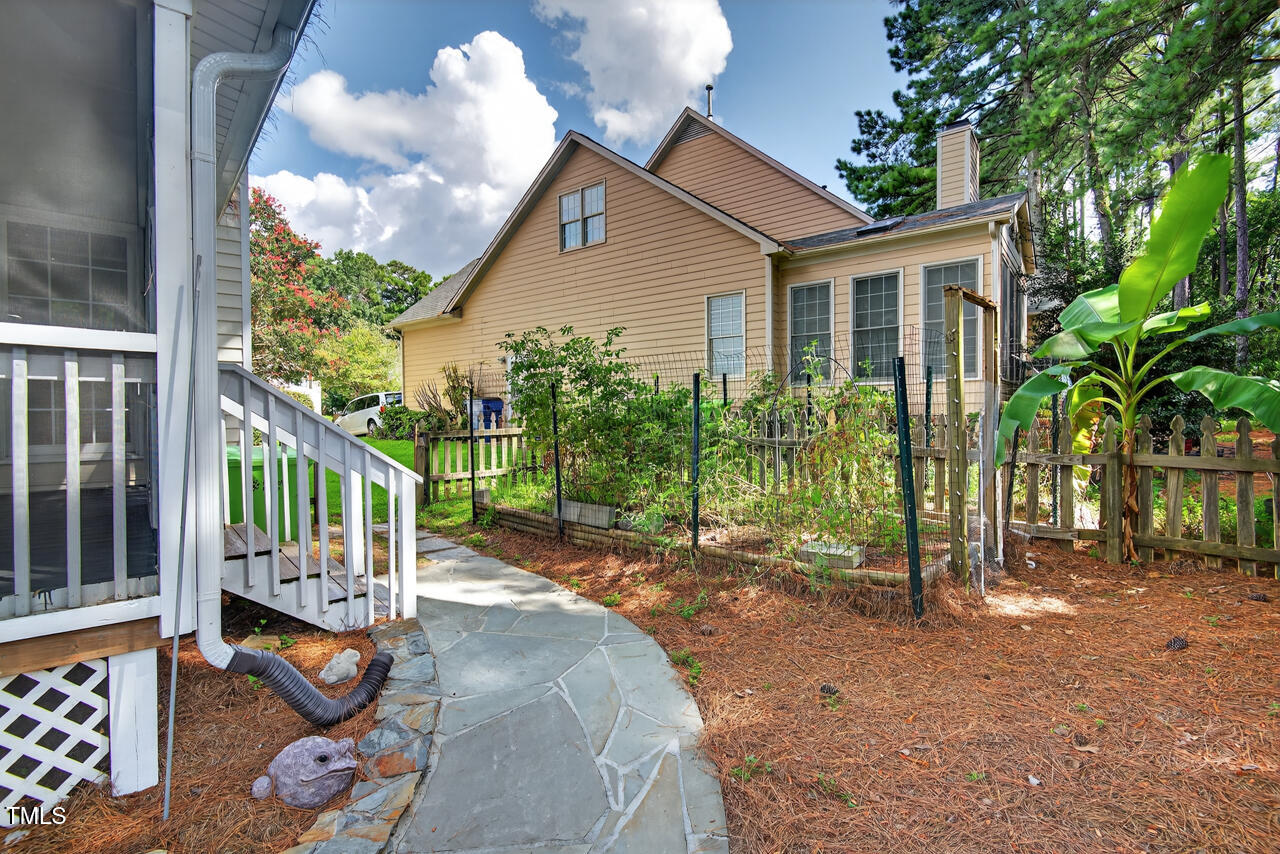 8825 Kirkstall Court Raleigh, NC 27615 - Photo 46 of 49 Exterior Rear