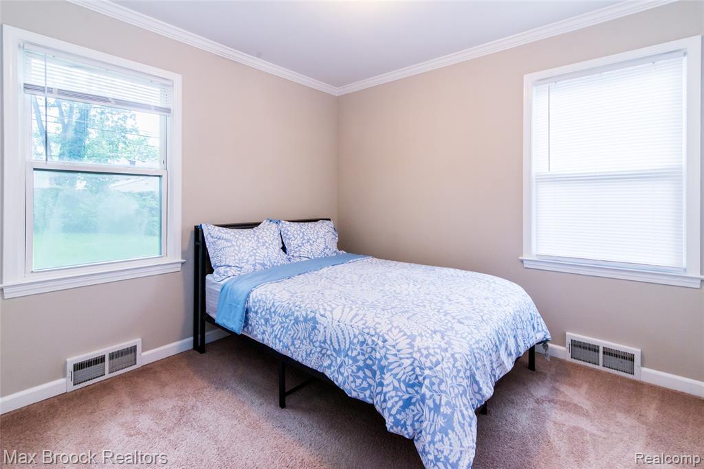 2038 Moorhouse Street Ferndale, MI 48220 - Photo 15 of 24