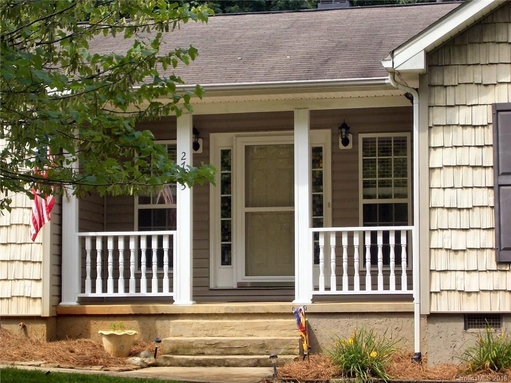 2745 Beechwood Road Denver, NC 28037 - Photo 2 of 23 Gallery Image 2
