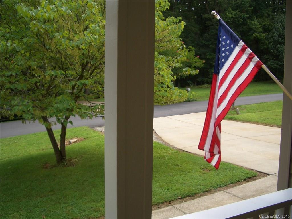 2745 Beechwood Road Denver, NC 28037 - Photo 3 of 23 Gallery Image 3
