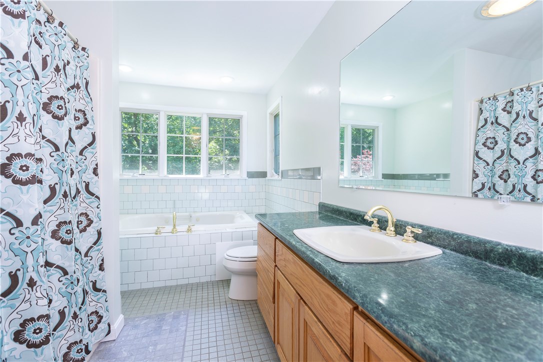 505 Old Coach Road Charlestown, RI 02813 - Photo 23 of 40 master bathroom