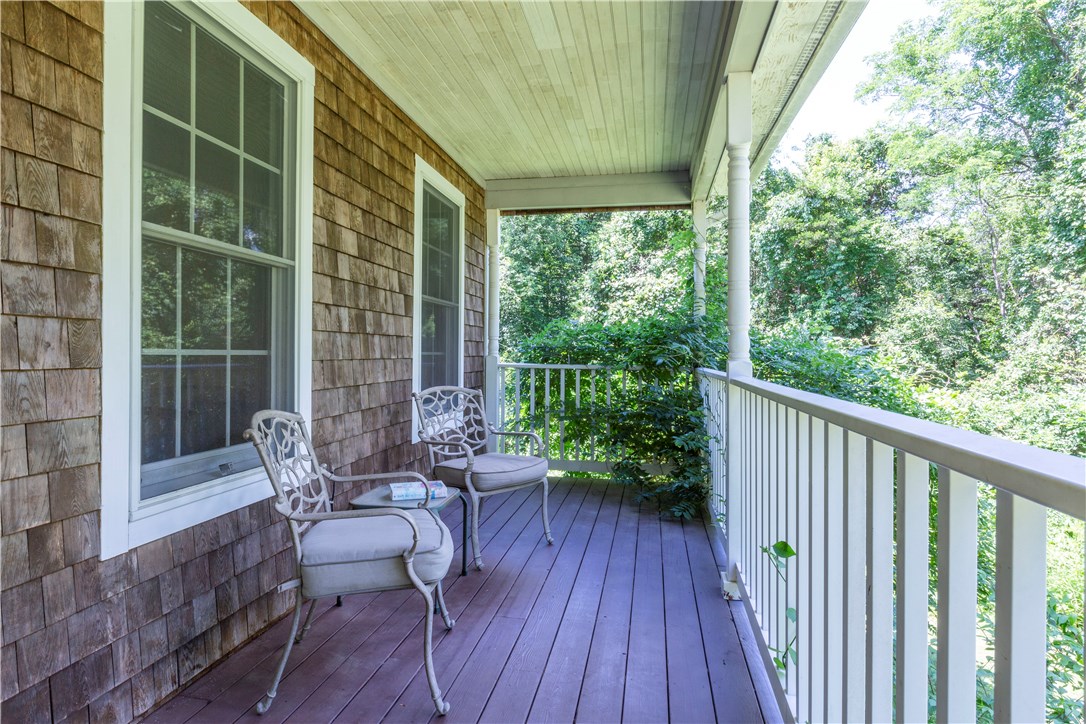505 Old Coach Road Charlestown, RI 02813 - Photo 4 of 40