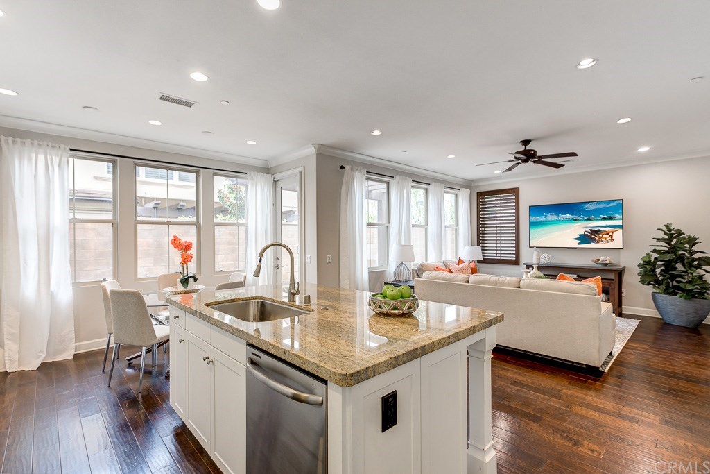 28 Shellbark Irvine, CA 92618 - Photo 18 of 38 Gallery Image 18