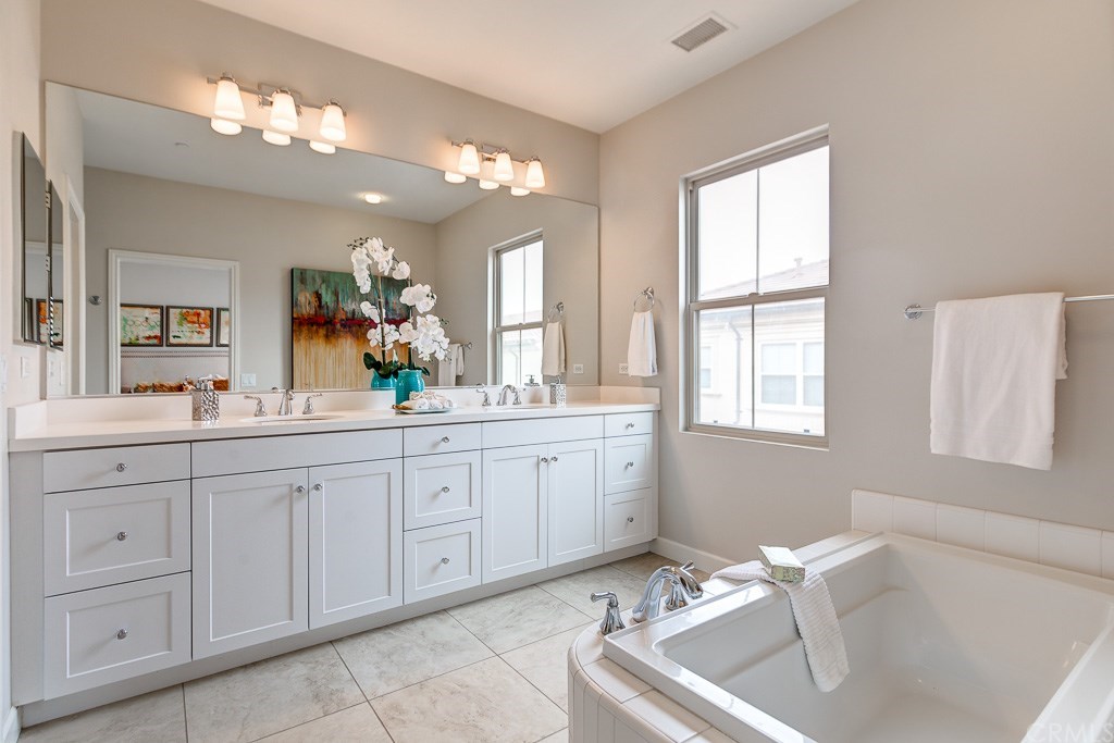 28 Shellbark Irvine, CA 92618 - Photo 27 of 38 Gallery Image 27