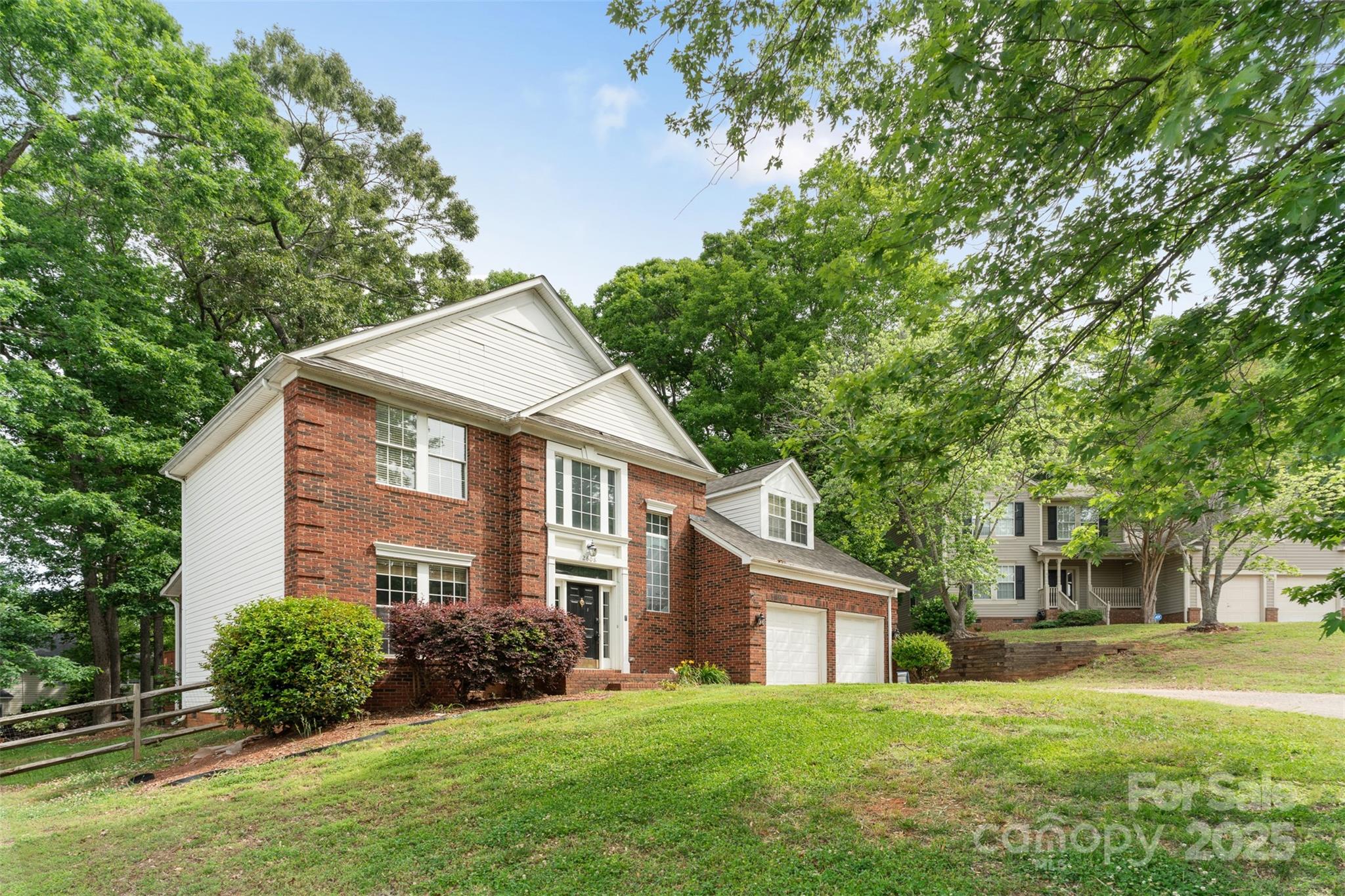 2608 Yarrow Road Charlotte, NC 28213 - Photo 2 of 37 Gallery Image 2