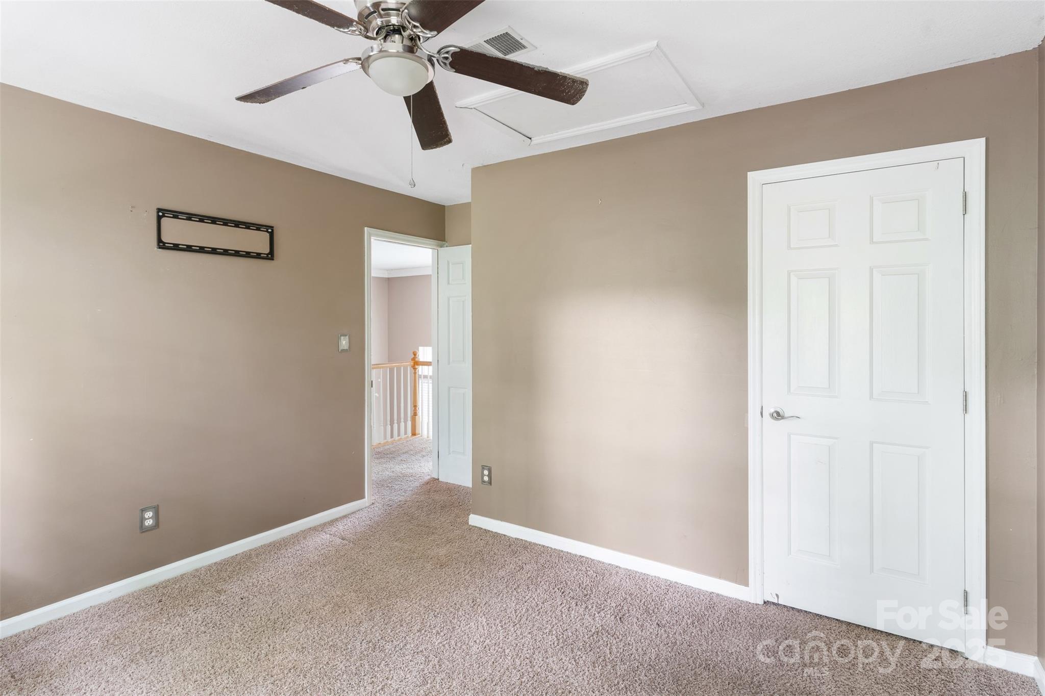 2608 Yarrow Road Charlotte, NC 28213 - Photo 28 of 37 Gallery Image 28