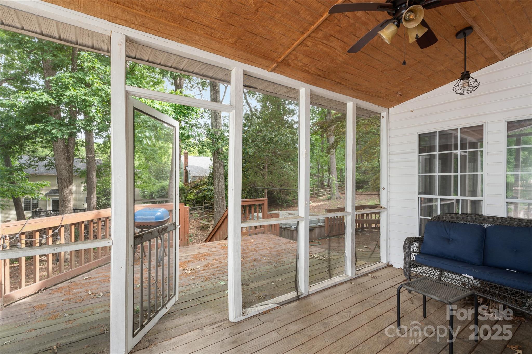 2608 Yarrow Road Charlotte, NC 28213 - Photo 33 of 37 Gallery Image 33