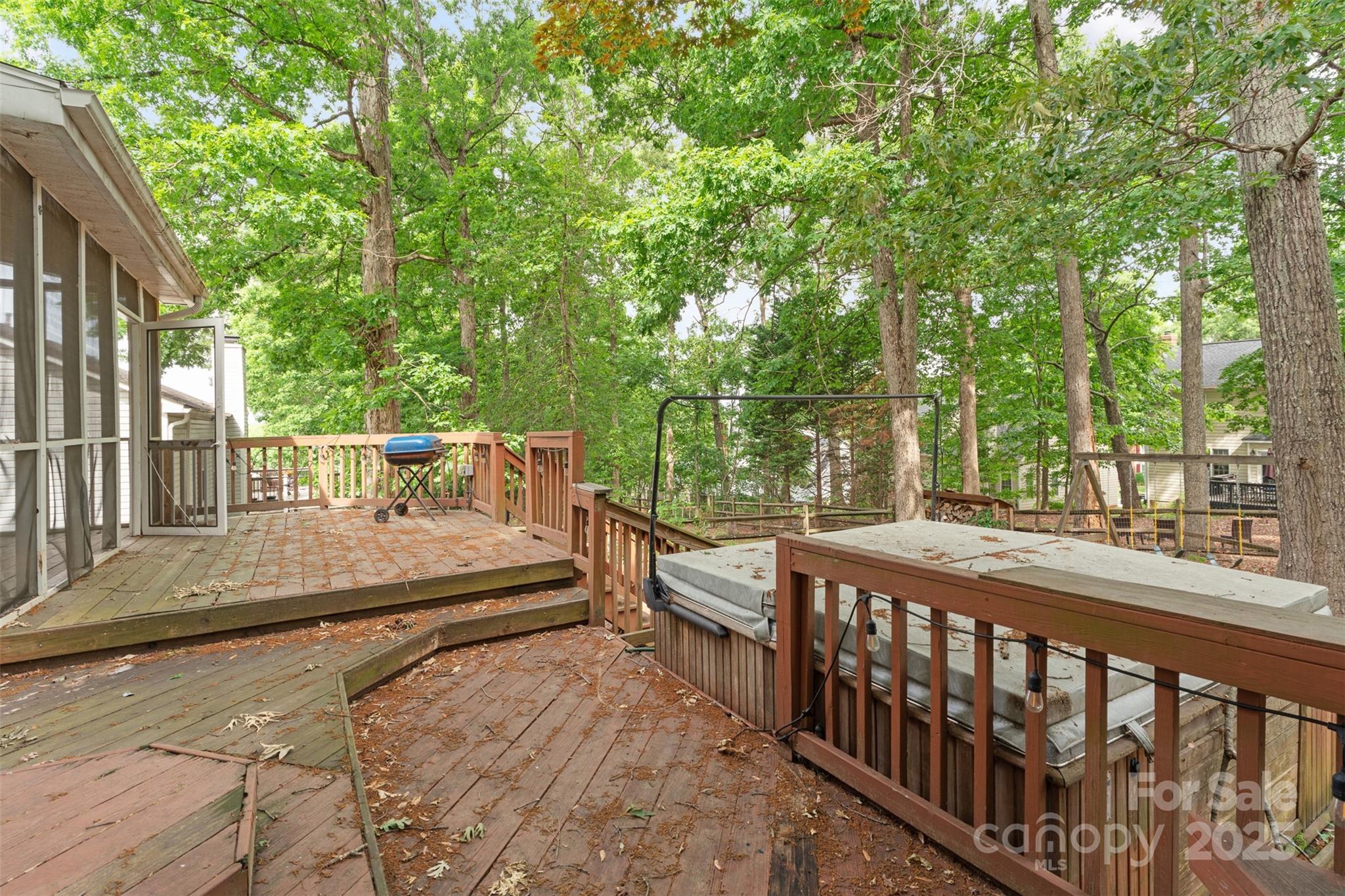 2608 Yarrow Road Charlotte, NC 28213 - Photo 34 of 37 Gallery Image 34