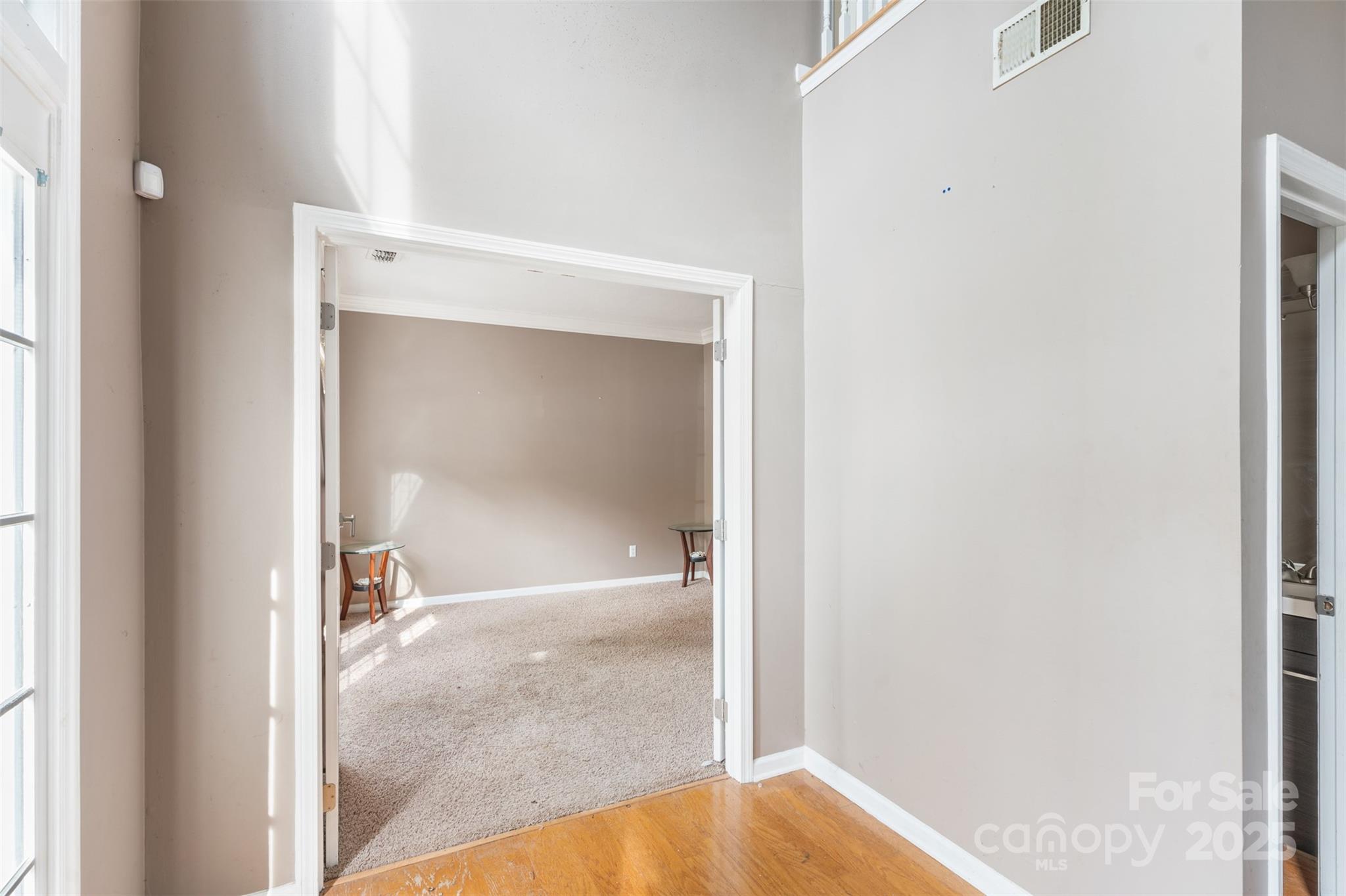 2608 Yarrow Road Charlotte, NC 28213 - Photo 4 of 37 Gallery Image 4