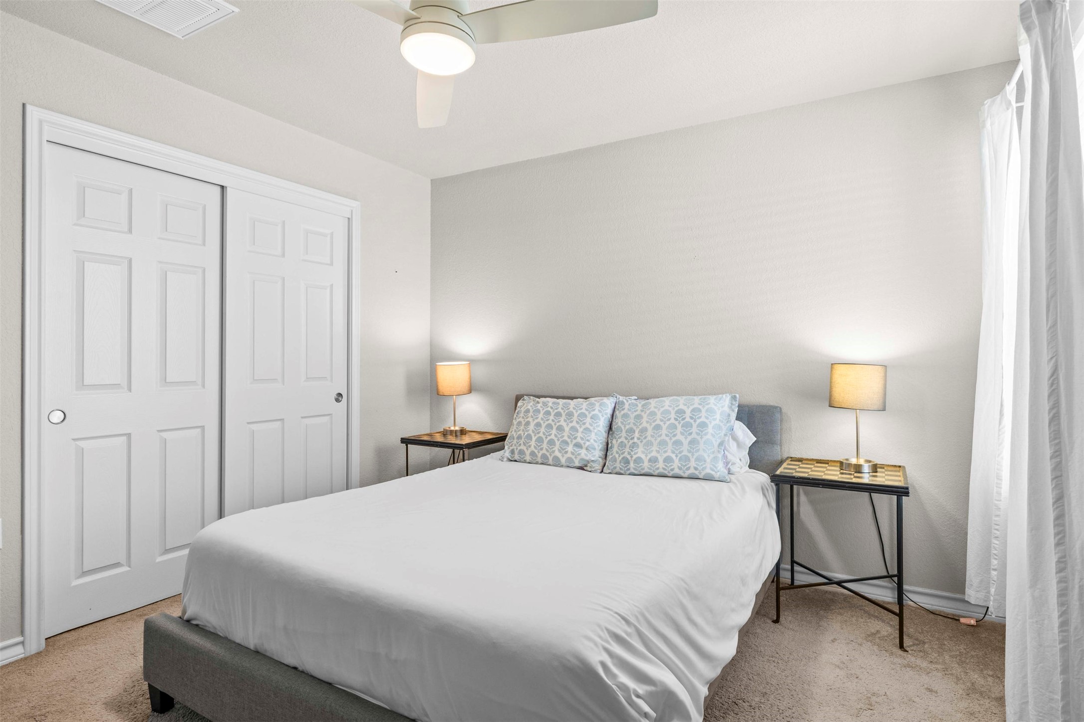 11704 Prado Ranch Boulevard Austin, TX 78725 - Photo 24 of 29 Bedroom #3 upstairs