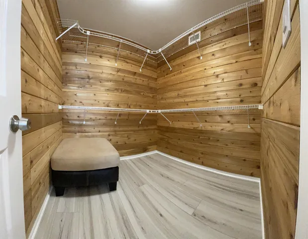 $555,000 | 401 Lake Shore Drive, Unit 301, Lake Park, FL 33403