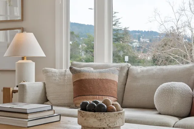 $899,000 | 4655 Park Boulevard, Oakland, CA 94602