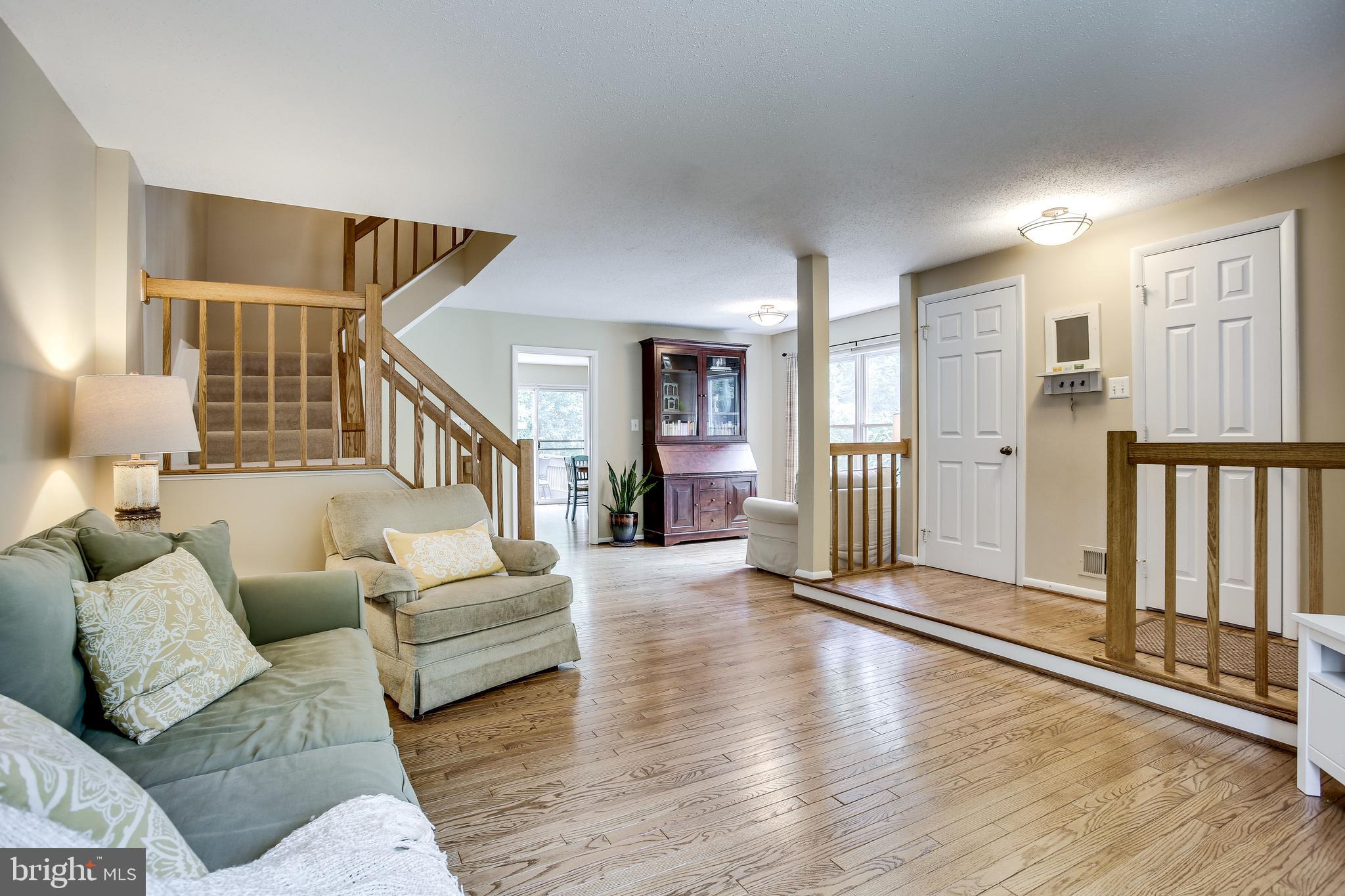 1630 Oak Spring Way Reston, VA 20190 - Photo 14 of 74 This home really shines!