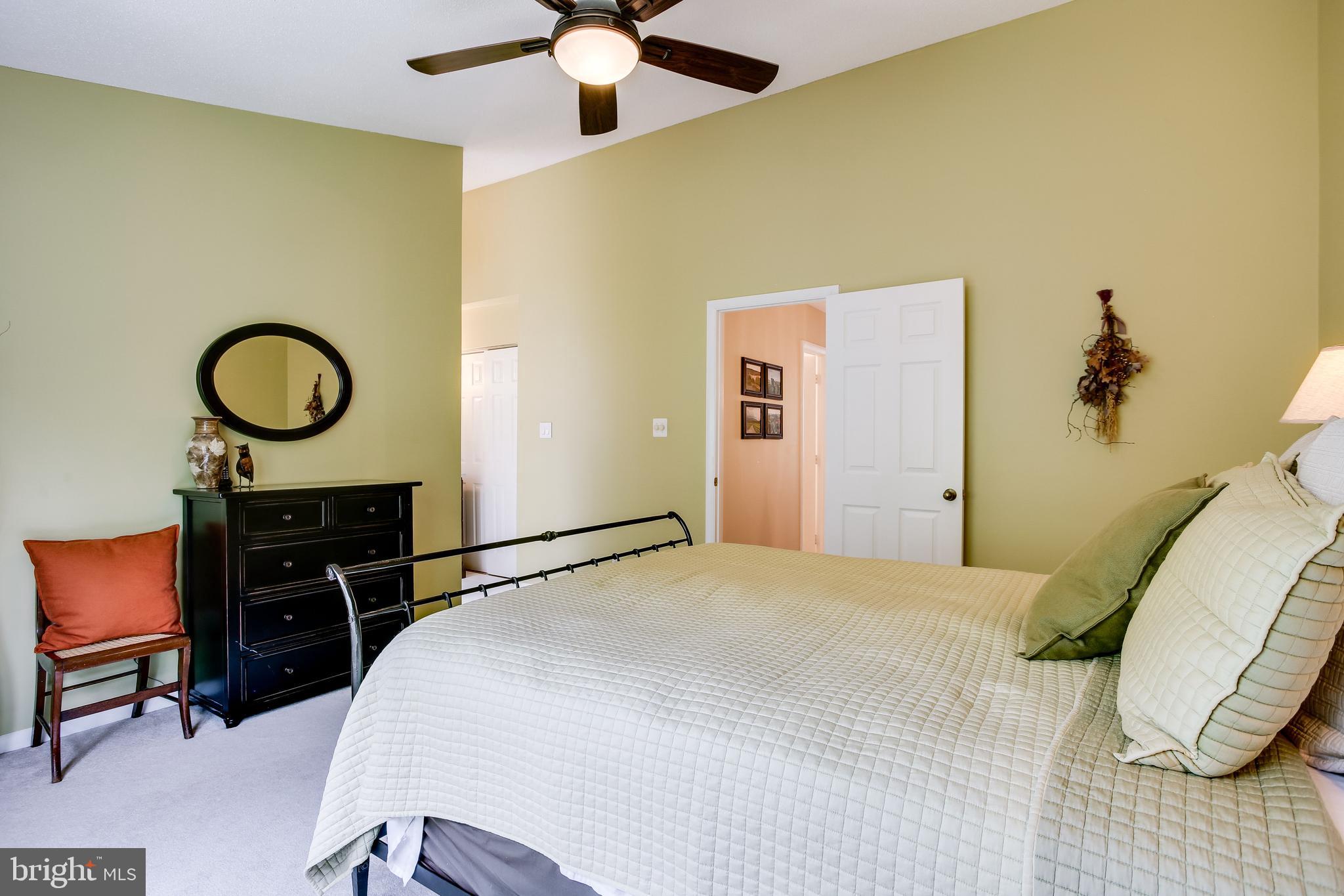 1630 Oak Spring Way Reston, VA 20190 - Photo 40 of 74 Gallery Image 40