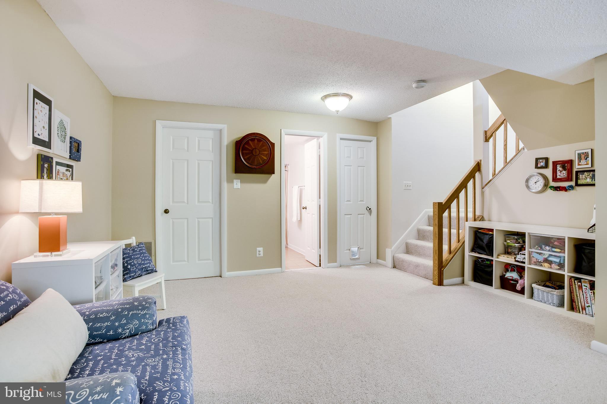 1630 Oak Spring Way Reston, VA 20190 - Photo 56 of 74 Gallery Image 56