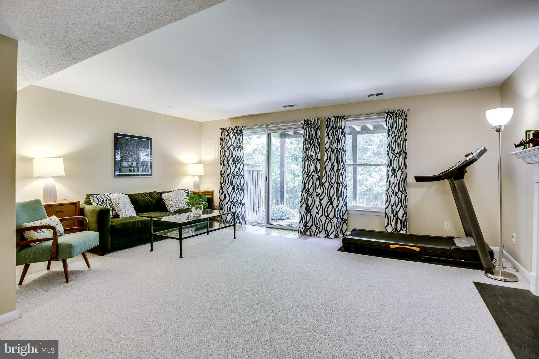 1630 Oak Spring Way Reston, VA 20190 - Photo 57 of 74 Gallery Image 57