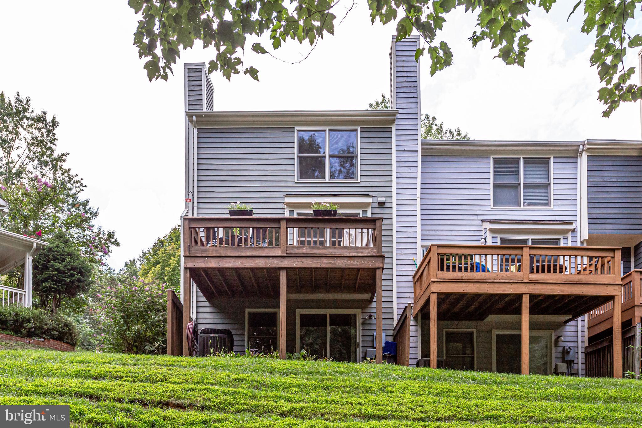 1630 Oak Spring Way Reston, VA 20190 - Photo 72 of 74 Gallery Image 72