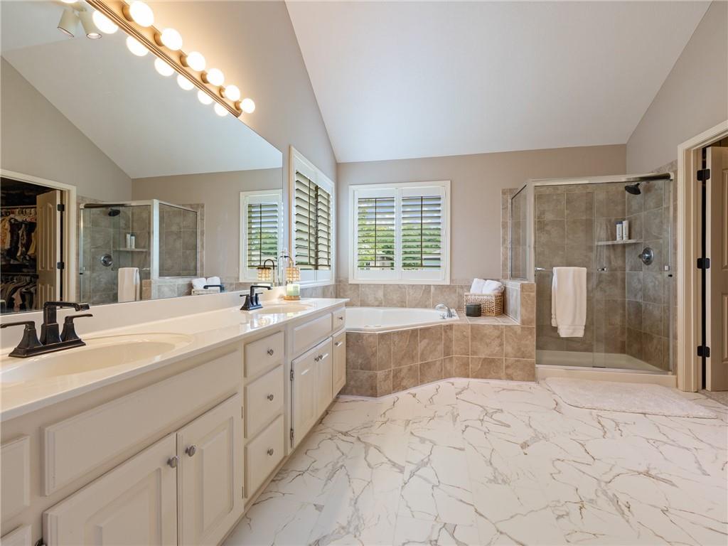 2220 Southwest HawkView Road Lee's Summit, MO 64082 - Photo 20 of 41 Gallery Image 20