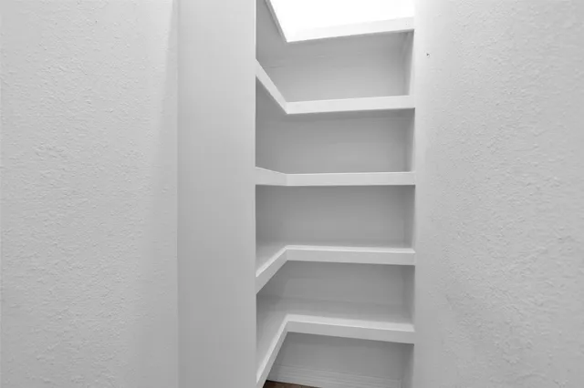 $1,925 | 111 Cove Place, Montgomery, TX 77356