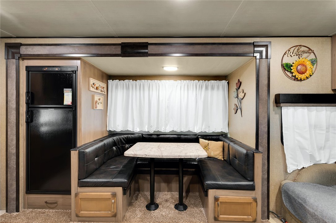 528 Loop Circle Westminster, SC 29693 - Photo 11 of 17