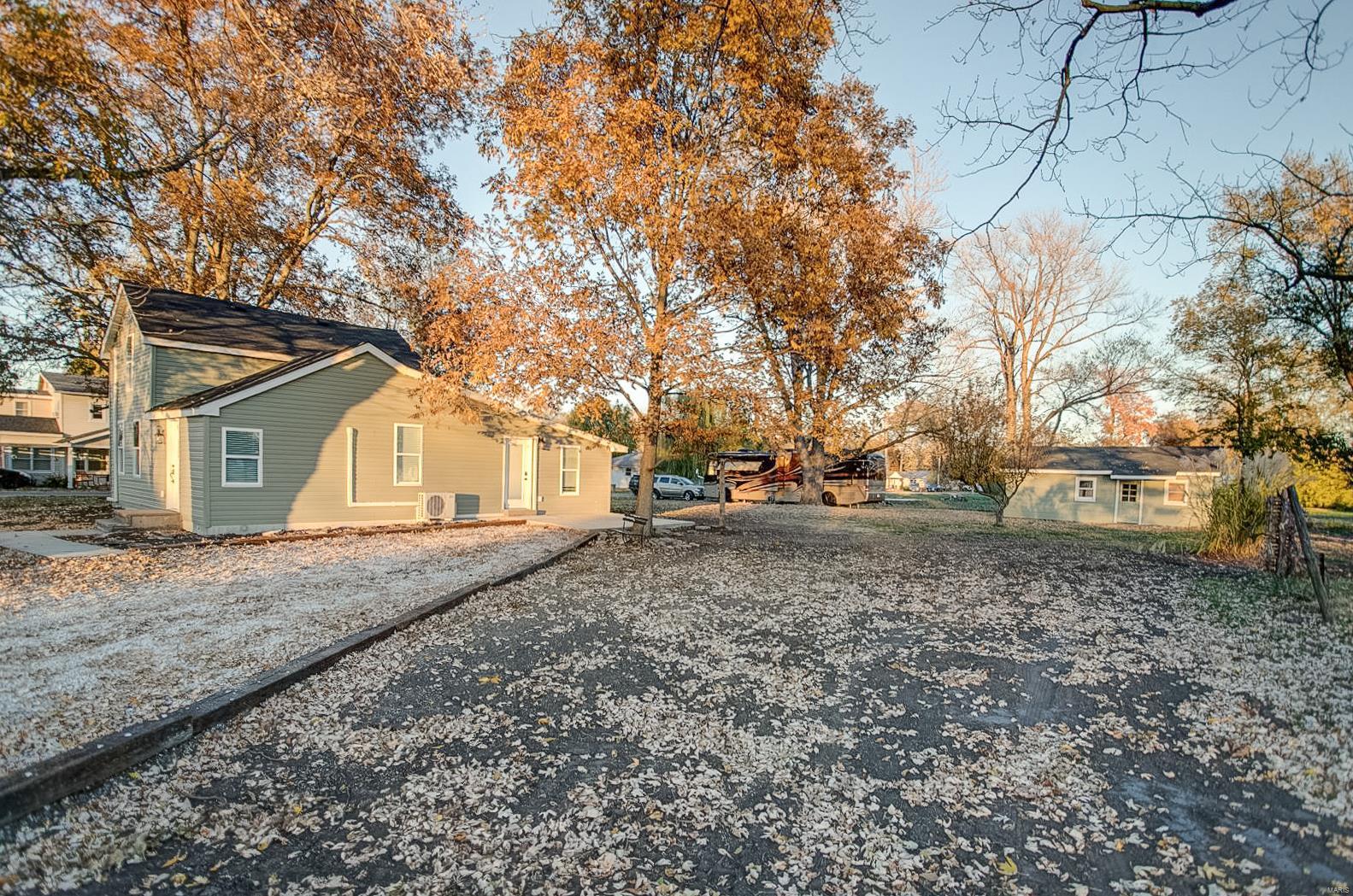 402 Adams Street Kane, IL 62054 - Photo 55 of 58 Gallery Image 55