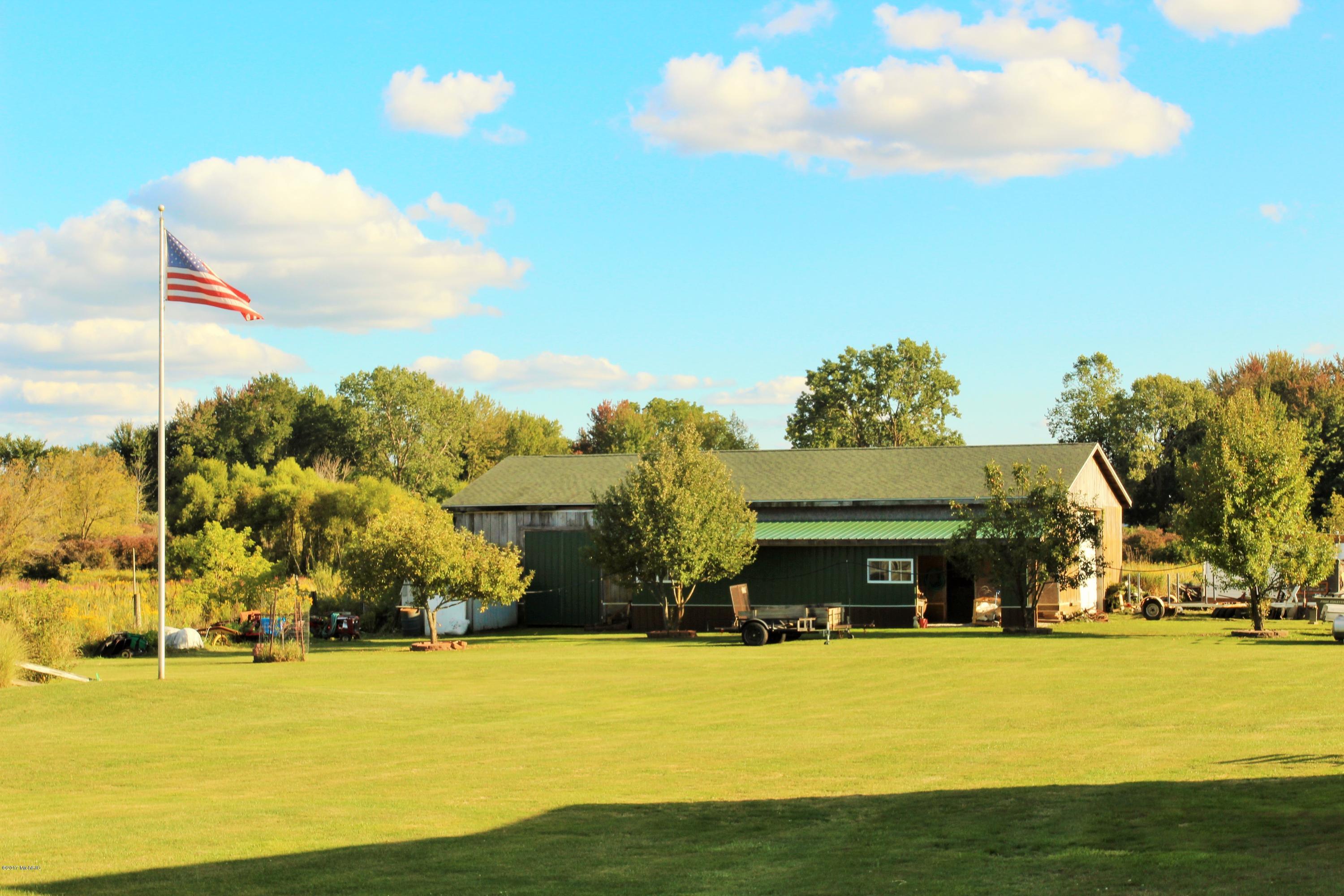 5843 Ionia Road Bellevue, MI 49021 - Photo 1 of 5 IMG_3778 (2)
