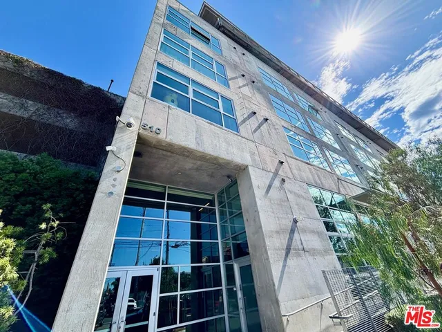 $6,000 | 510 South Hewitt Street, Unit 102, Los Angeles, CA 90013