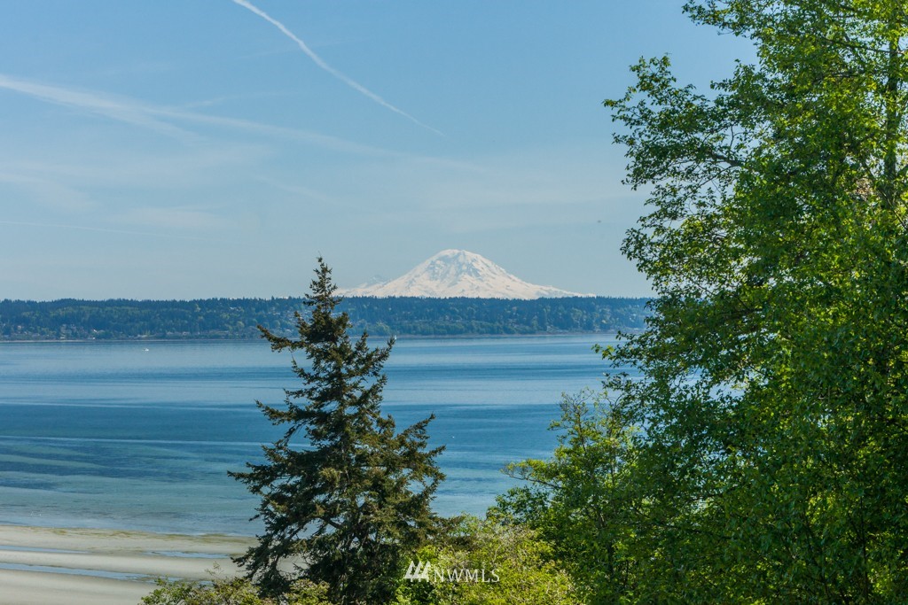3760 Periwinkle Road Clinton, WA 98236 - Photo 1 of 21