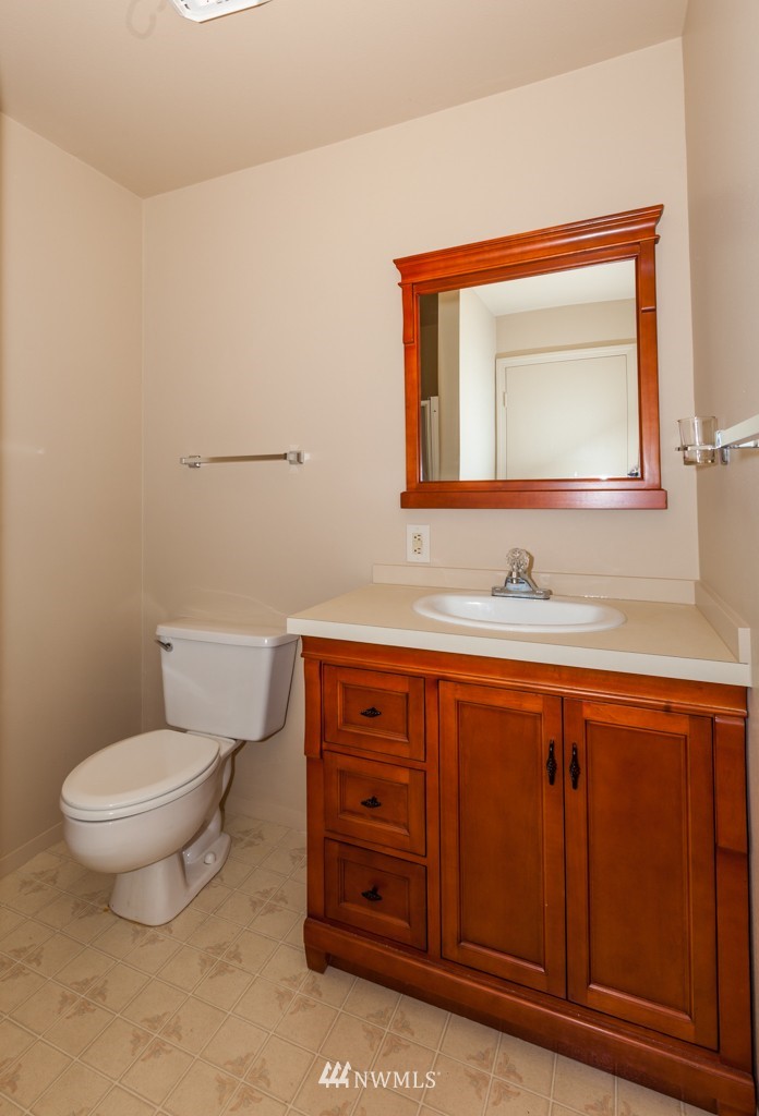 3760 Periwinkle Road Clinton, WA 98236 - Photo 14 of 21