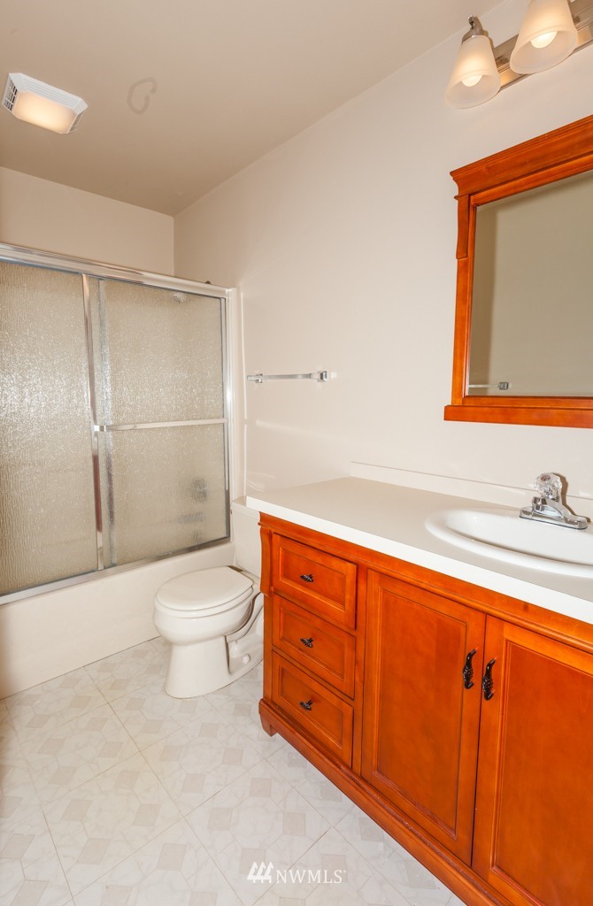 3760 Periwinkle Road Clinton, WA 98236 - Photo 17 of 21