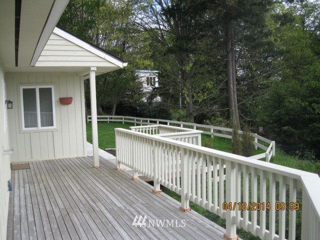 3760 Periwinkle Road Clinton, WA 98236 - Photo 5 of 21