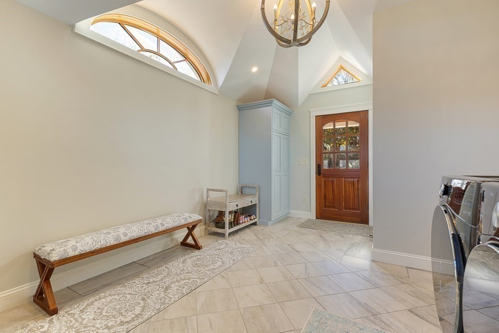 68 Thurston Point Road Gloucester, MA 01930 - Photo 18 of 37