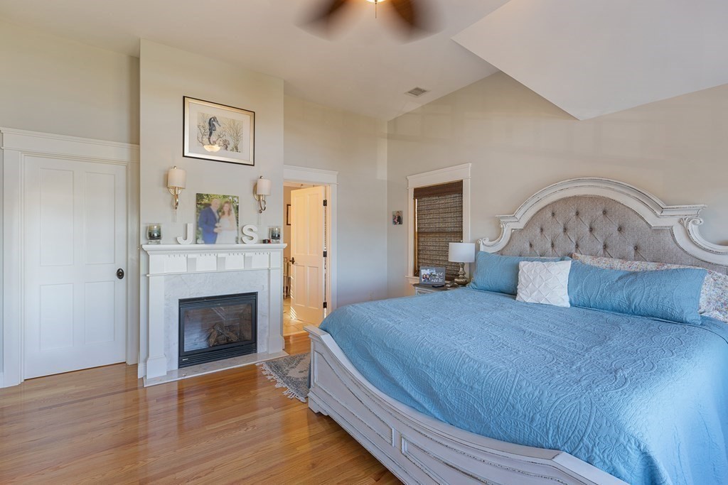 68 Thurston Point Road Gloucester, MA 01930 - Photo 25 of 37