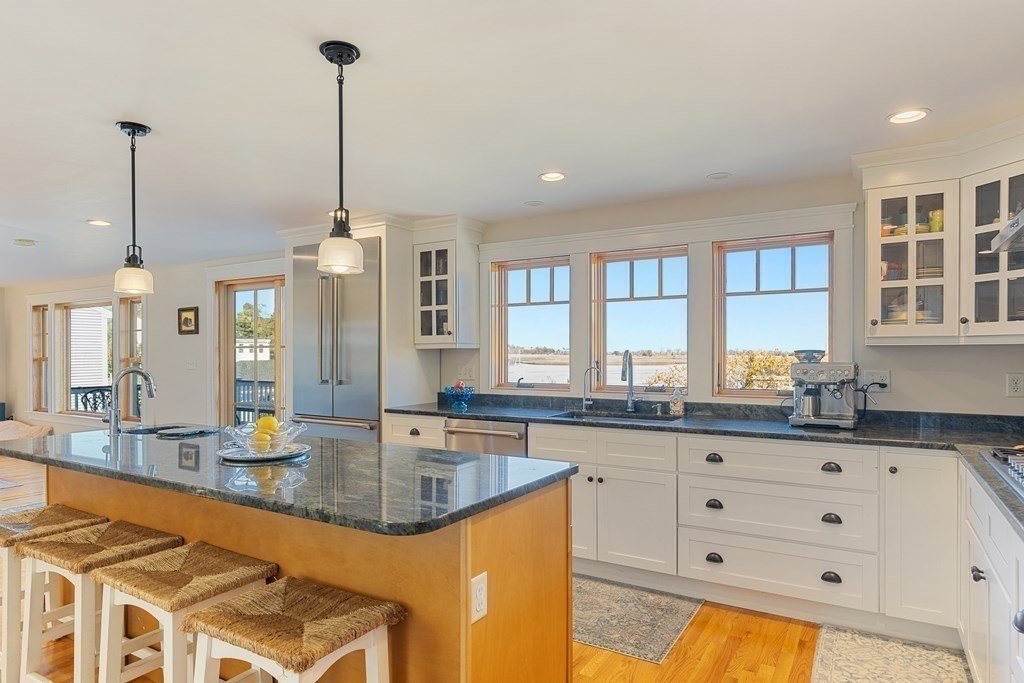 68 Thurston Point Road Gloucester, MA 01930 - Photo 10 of 37