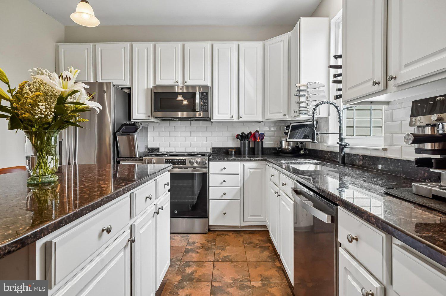 3757 Glebe Meadow Way Edgewater, MD 21037 - Photo 16 of 61 Modern kitchen with sleek finishes.