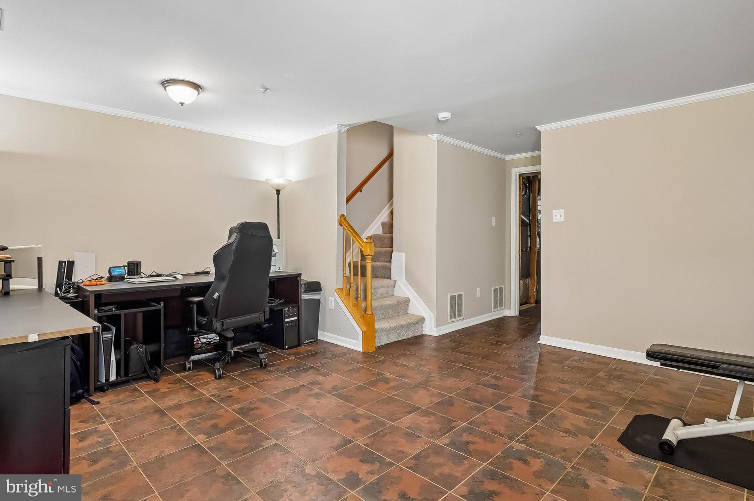 3757 Glebe Meadow Way Edgewater, MD 21037 - Photo 42 of 61 Spacious entryway with inviting staircase.