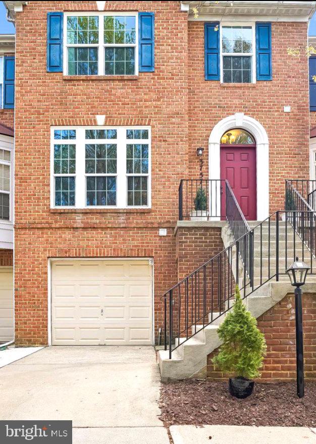 3757 Glebe Meadow Way Edgewater, MD 21037 - Photo 46 of 61 Charming brick facade with vibrant accents.