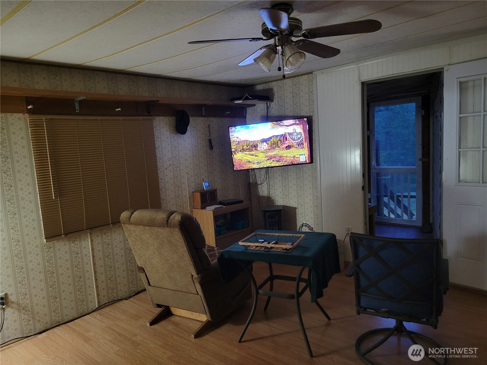 3824 Birch Bay Lynden Road Custer, WA 98240 - Photo 19 of 31 a work room with furniture and a flat screen tv