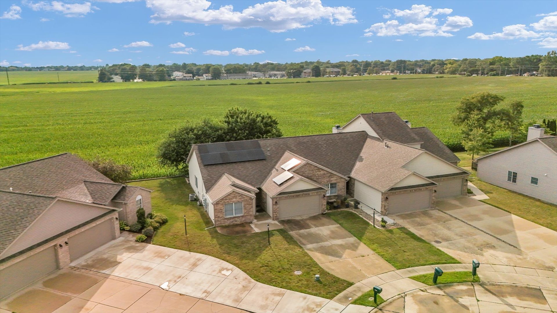 1614 Windward Point, Unit 1 Champaign, IL 61821 - Photo 43 of 50 Gallery Image 43