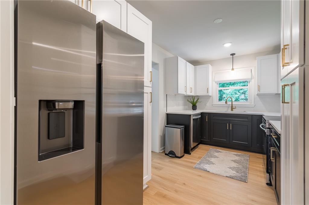 2093 Wildrose Drive Decatur, GA 30032 - Photo 7 of 40