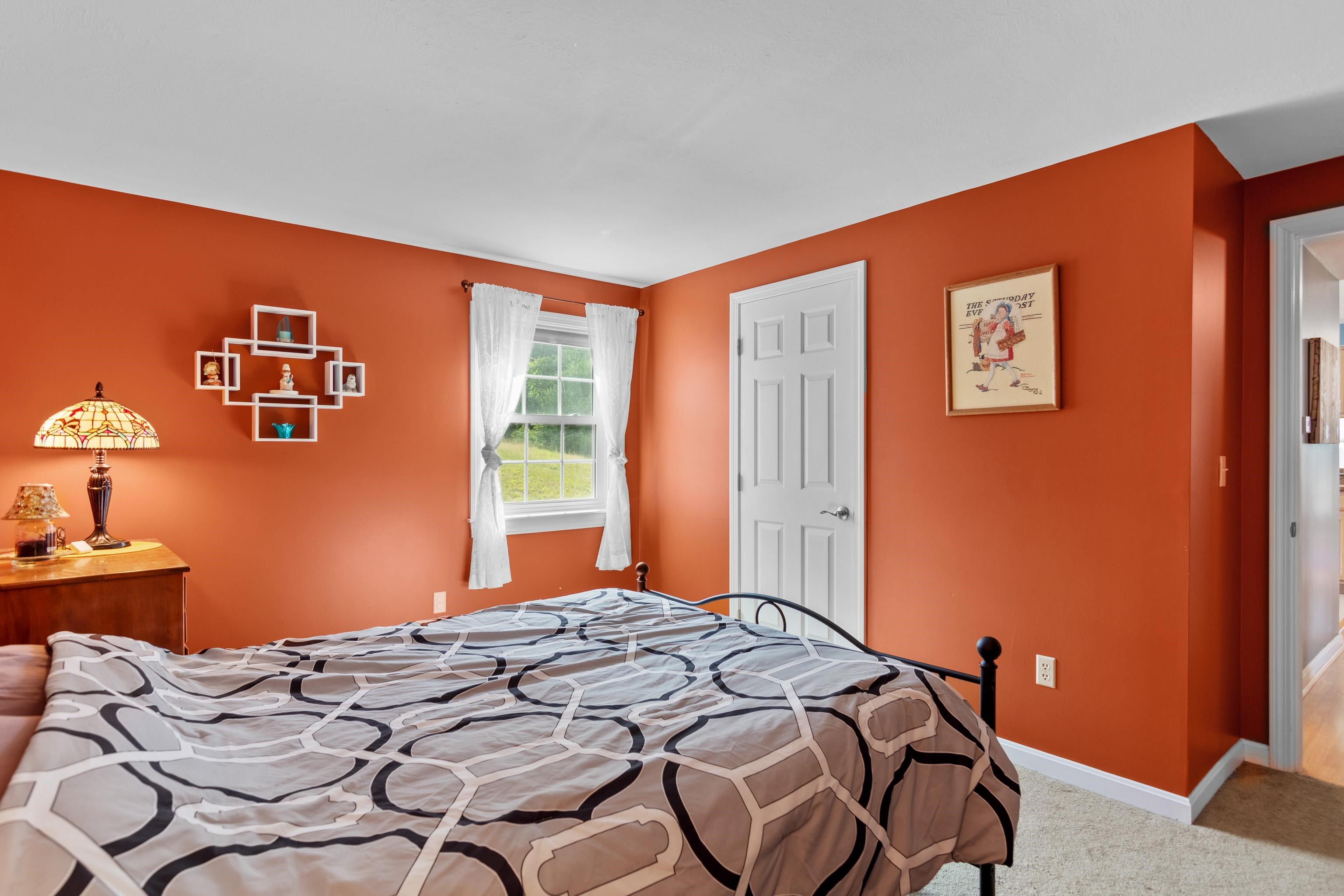 38 Apple Tree Drive, Unit A Goffstown, NH 03045 - Photo 18 of 36